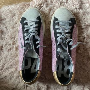 PP48 glitter sneakers. Size 39. Great condition.